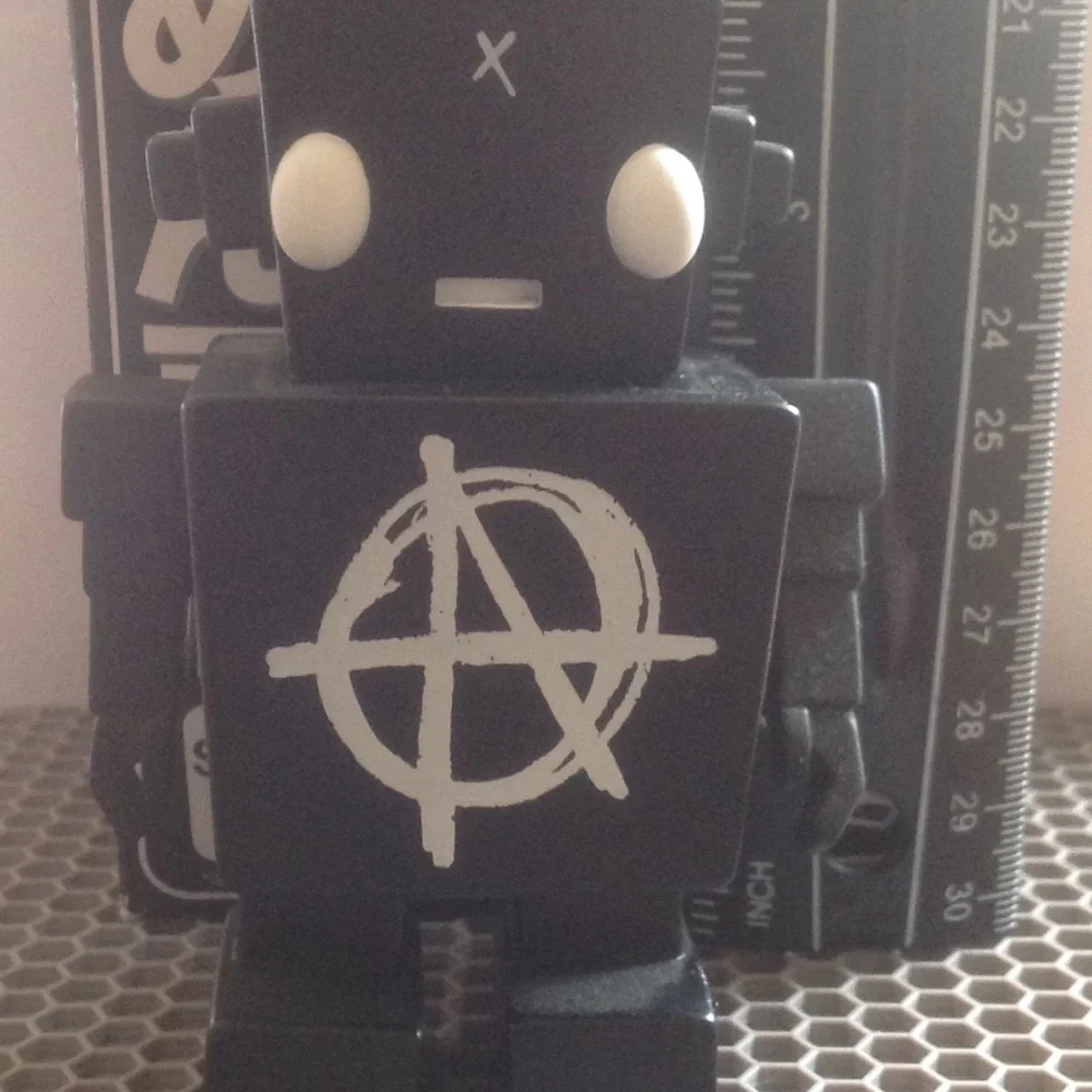 Kid Robot ( Tofu Robot ) By: Kozik - Picture 10 of 13